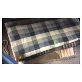 BARE BACK PAD & 3 SADDLE PADS