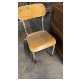 KIDS SCHOOL CHAIR