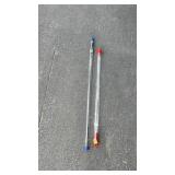 2 GUN CLEANING RODS