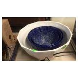 WHTIE BOWL  SET OF 3 BLUE BOWLS