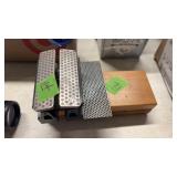 BUCK KNIVES SHARPENING STONE & BROADHEAD