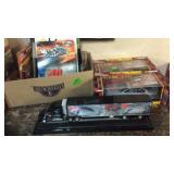 GROUP OF DIE CAST CARS