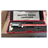 ELECTRONIC DIGITAL MICROMETER