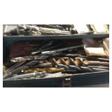 METAL BOX WITH MANY DRILL BITS