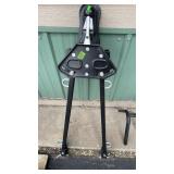 TOW BAR
