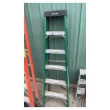 6FT FIBERGLASS STEP LADDER
