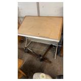 ADJUSTABLE DRAFTING TABLE W/ ADJUSTABLE LIGHT