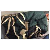 TOTE W/ 2 HORSE BLANKETS