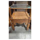 OAK ANTQ SIDE TABLE W/ GLASS TOP
