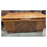 LANE VTG CEDAR CHEST