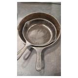 WAGNER WARE #6 & UNMARKED #10 CAST IRON PANS
