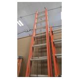 WERNER 28' EXTENSION LADDER