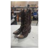 JUSTIN COWBOY BOOTS SIZE 5.5 A