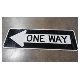 METAL ONE WAY LEFT ARROW SIGN