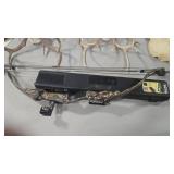 KODIAC COMPOUND BOW W/ ARROWS AND CASE