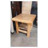 LOG STYLE ACCENT TABLE