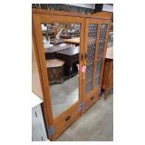 GLASS FRONT STORAGE CABINET W/LOCK