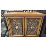 MCM STYLE ACCENT TABLE/NIGHTSTAND