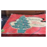 VINTAGE UNBREAKABLE PLASTIC CHRISTMAS TREE