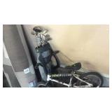 KIDS BIKE & GOLF CLUBS & BAG