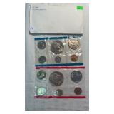 1975 US MINT UNCIRC COIN SET