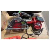 PORTER CABLE 20 VLT CORDLESS CIRCULAR SAW W/