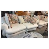 MATCHING SOFA & LOVESEAT