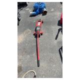 RED HYDRUALIC FLOOR JACK