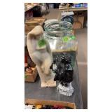 2 STATUES & TRIANGULAR JAR