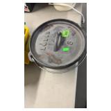 LODGE 8'CAST IRON DUTCH OVEN W/ LID