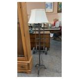 METAL BASE FLOOR LAMP