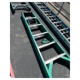 GREEN WERNER 6FT FIBERGLASS STEP LADDER