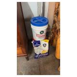 RESEALABLE BUCKETS & FOOD STORAGE BAGS