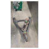 TOW HITCH & BRACKET