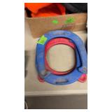 THROWING HORSE SHOES