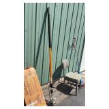 TELESCOPING TREE TRIMMING POLE