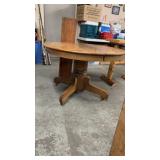 ANTIQUE OAK TABLE & LEAF