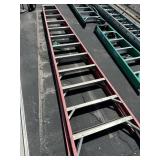 10 FT FIBERGLASS STEP LADDER