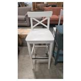 PUB HEIGHT STOOL