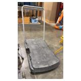 RUBBERMAID PLATFORM CART
