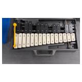 CB 25 NOTE CHROMATIC BELL SET IN HARD CASE