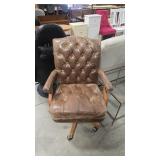 LEATHER BUTTON TUFTED SWIVLE DESK CHAIR