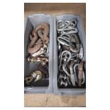 GROUP OF HOOKS AND CARIBEANERS