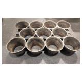 CAST IRON # 01 POPOVER PAN