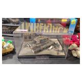 TANK REPLICA & DISPLAY CASE