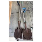 4 SHOVELS