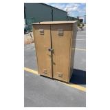 2 DOOR METAL STORAGE CABINET 36' X 57' X 19'