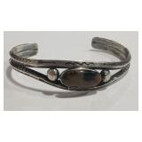NATIVE AMERICAN COIN SILVER AGATE CUFF