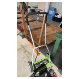 GREENWORKS 16' REEL MOWER