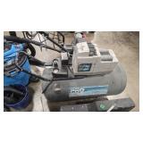 PRO 4000 30 GALLON AIR COMPRESSOR